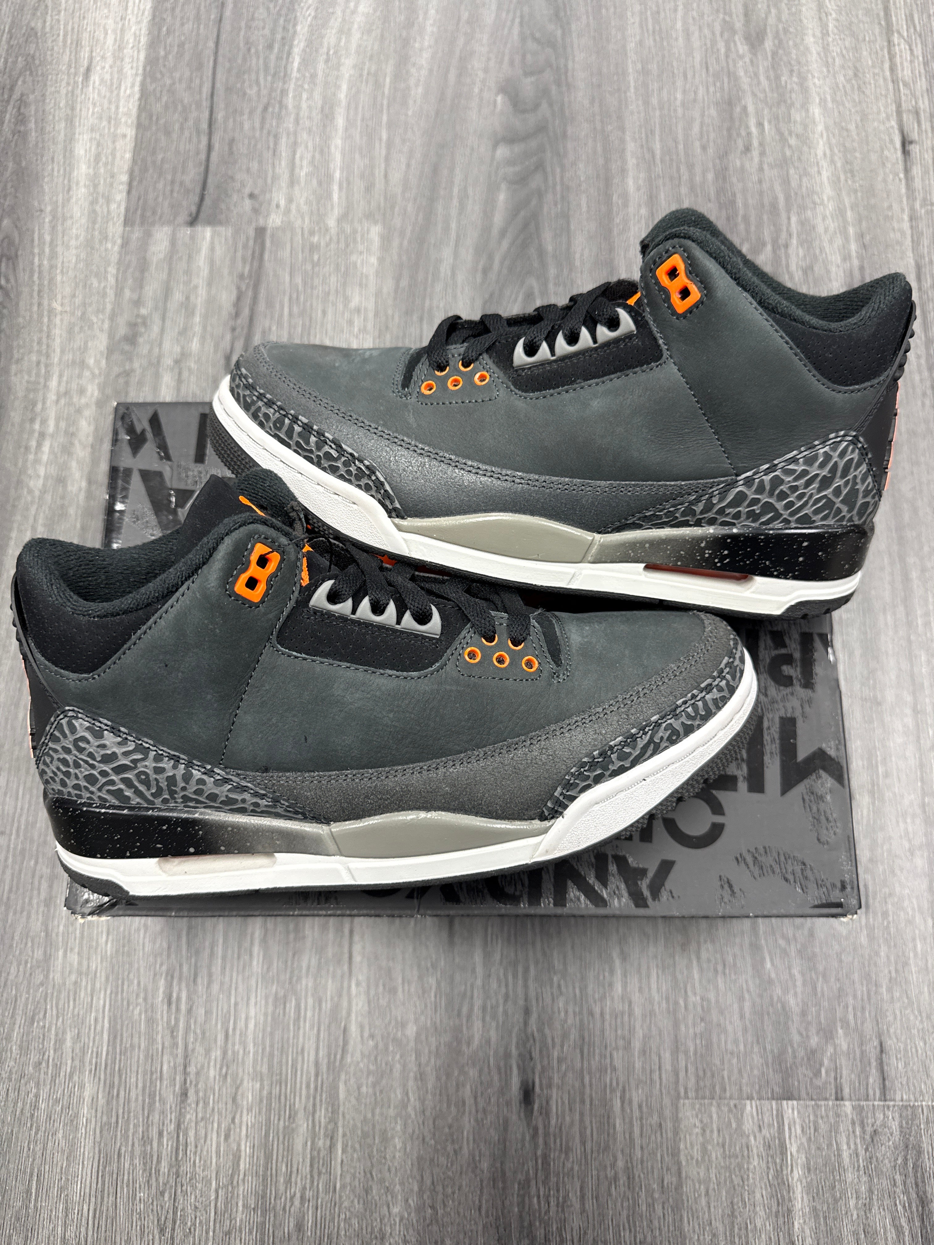 Jordan 3 Fear - size 8