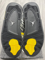 Jordan 4 Thunder - size 9.5
