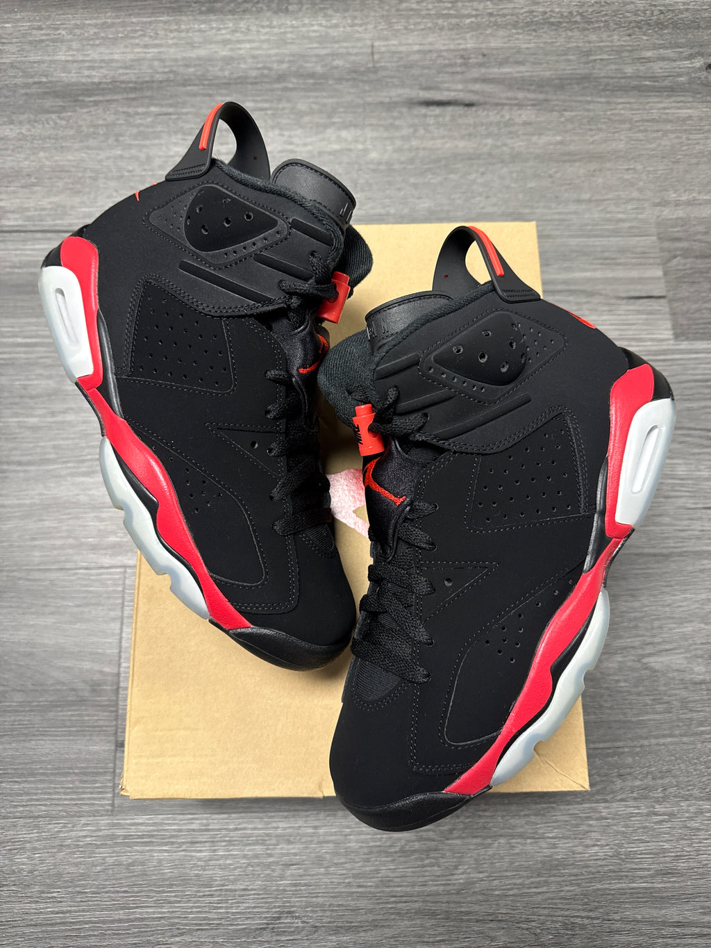 Jordan 6 Salesman - size 8