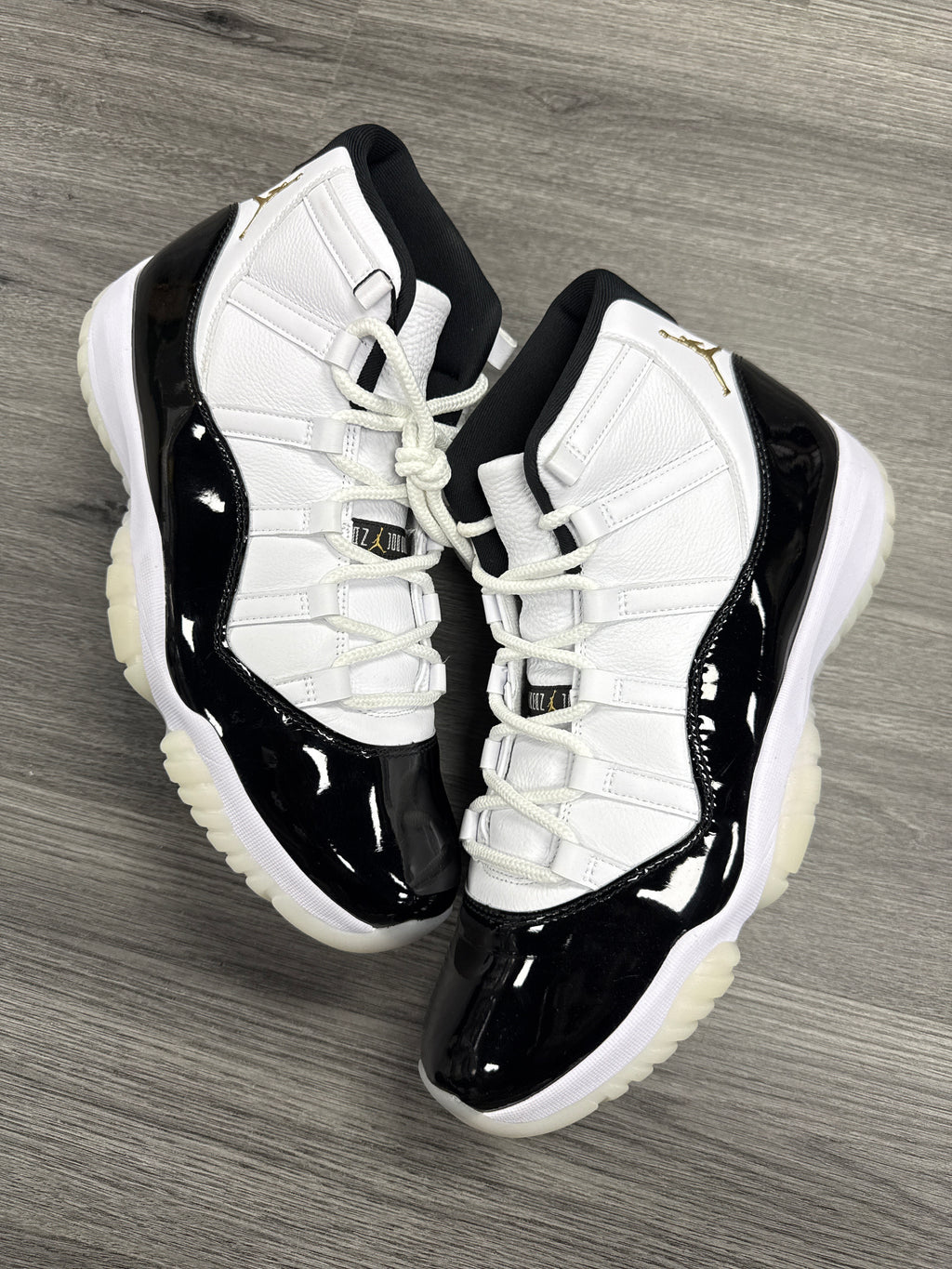 Jordan 11 Gratitude - Size 13