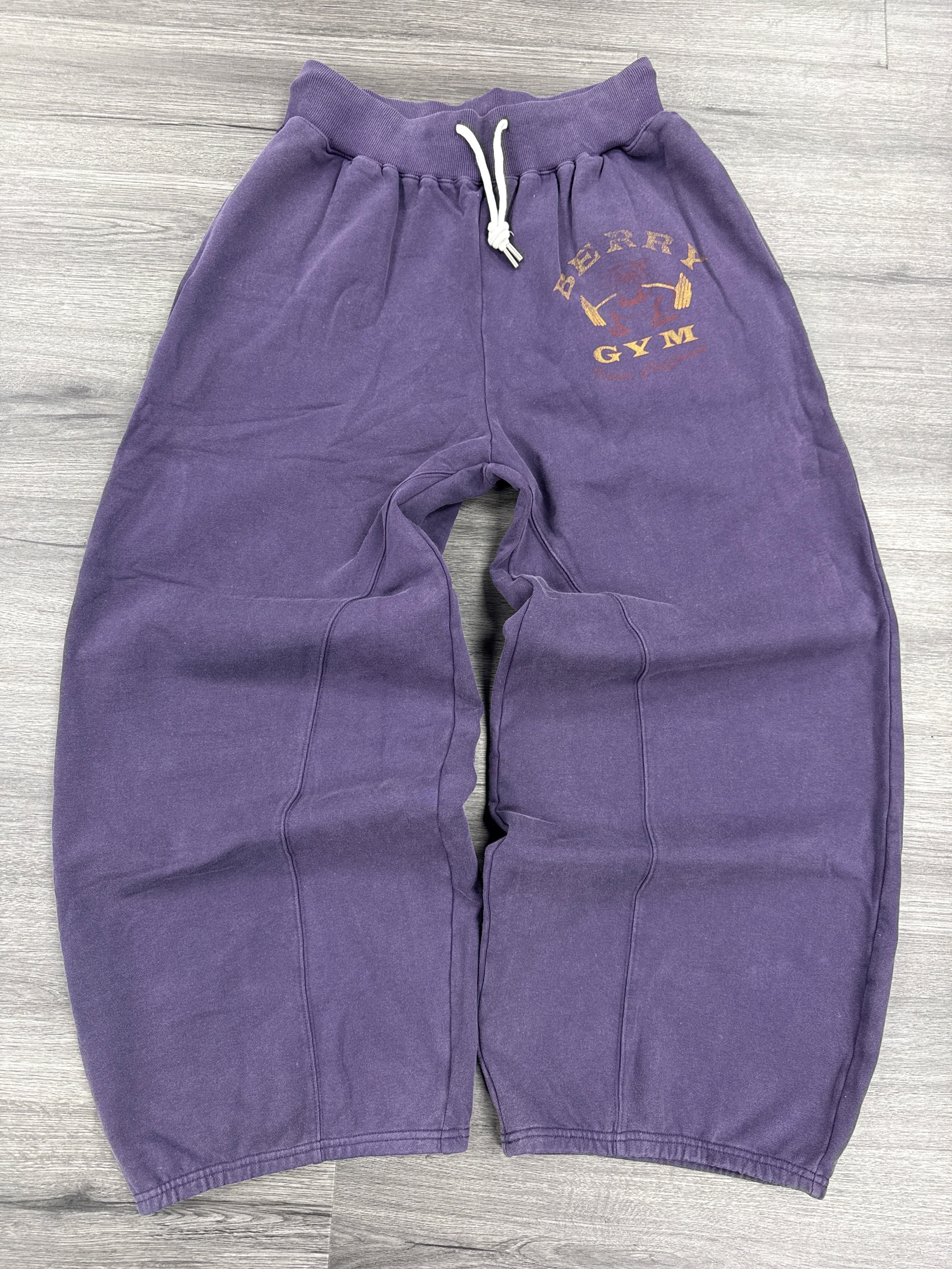 The GV Gallery Venice Beach Sweatpants - size L