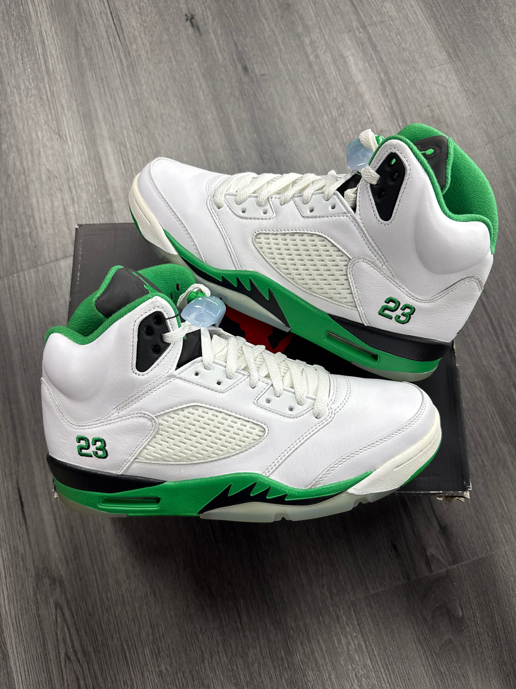 Jordan 5 Lucky Green - size 10M/11.5W