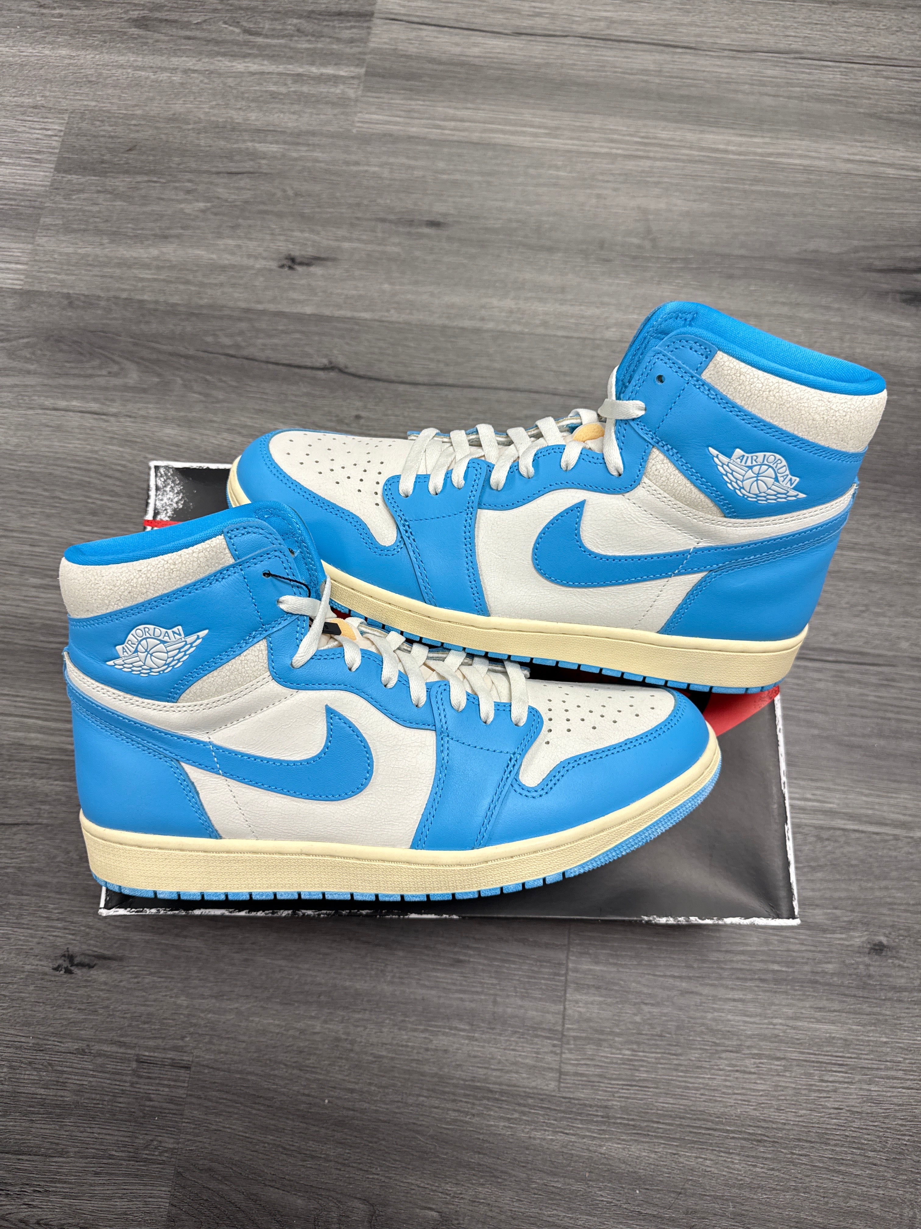 Jordan 1 UNC (reimagined) - size 12