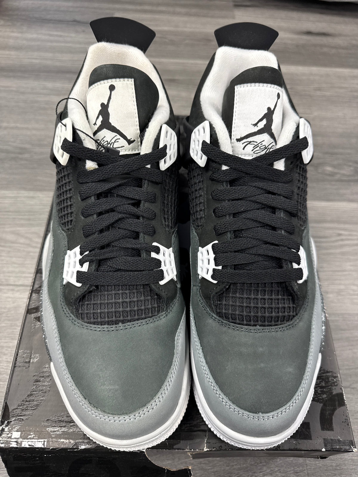 Jordan 4 Fear (2024) - size 11