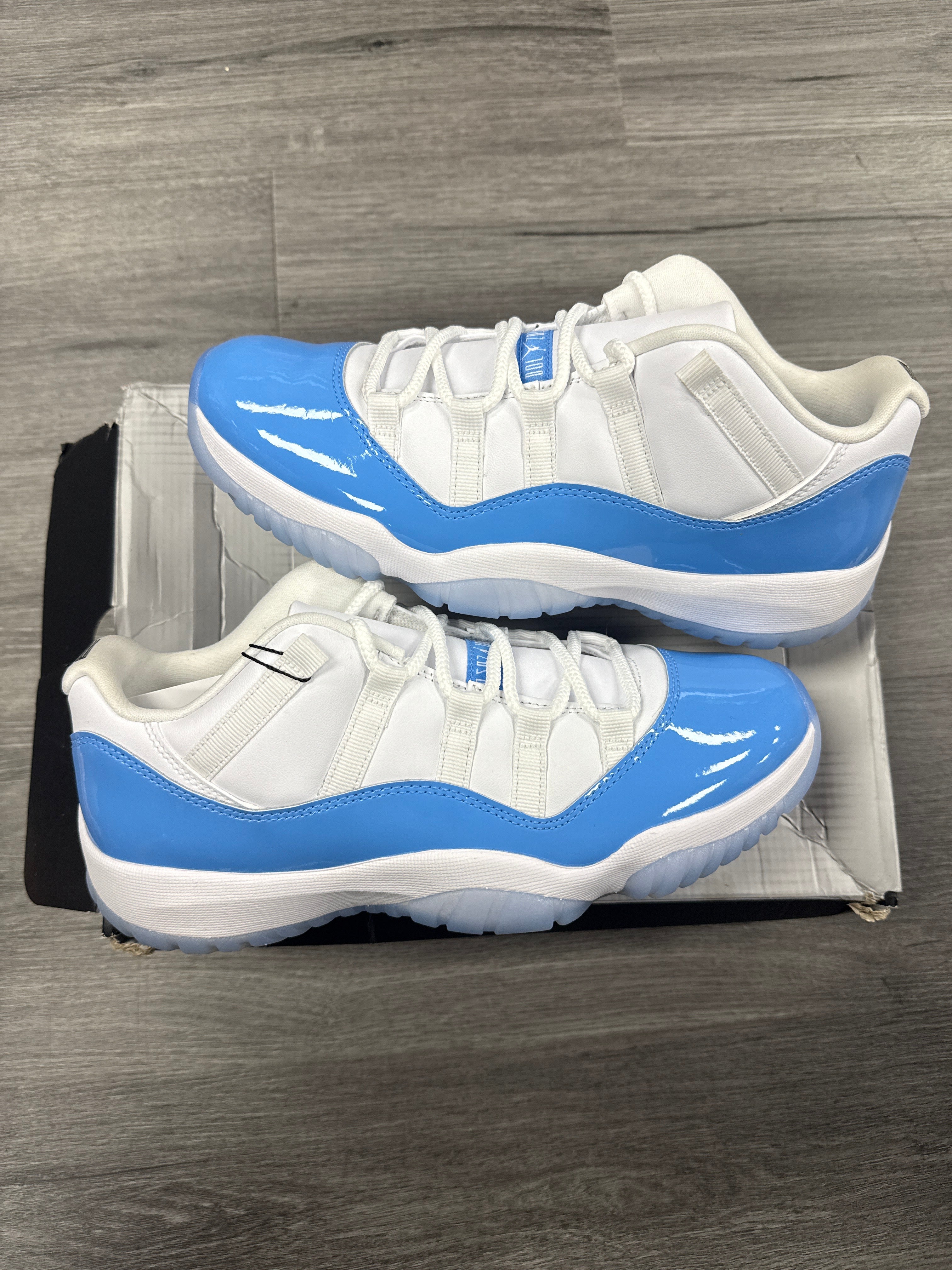 Jordan 11 Low UNC - Size 8.5