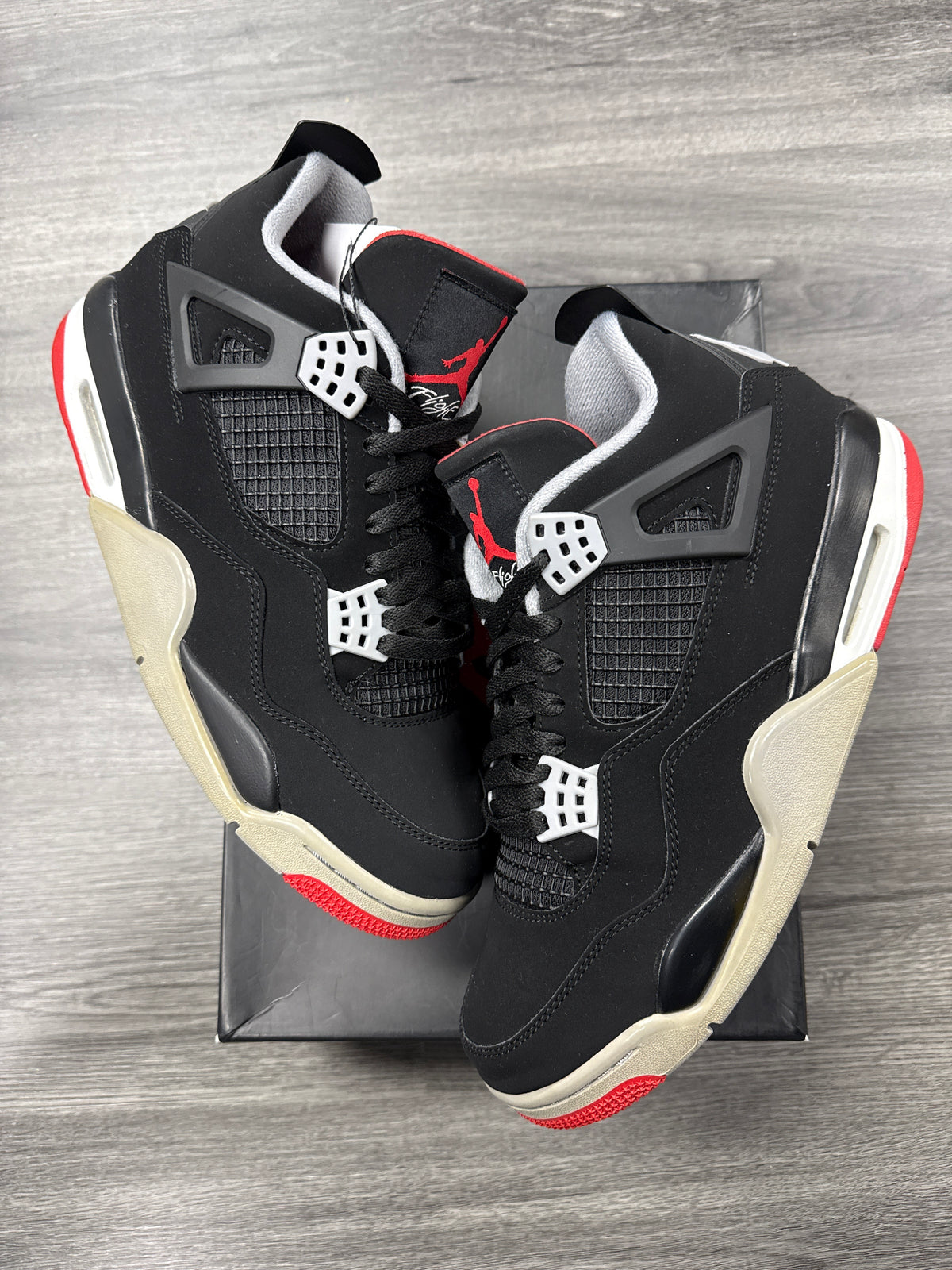 Jordan 4 Bred (2019) - size 9.5