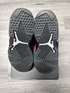 Jordan 6 Cap and Gown - size 8