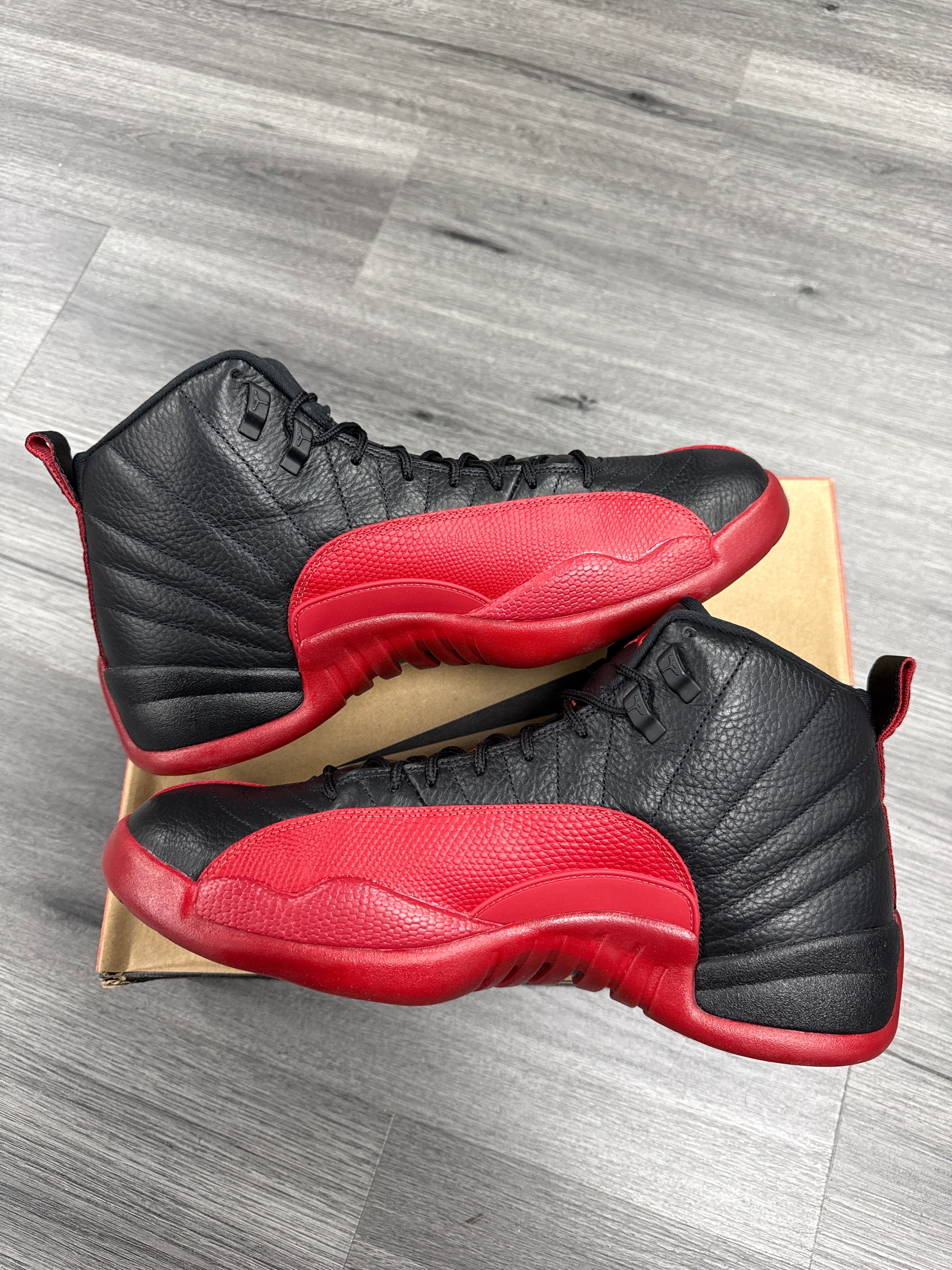Jordan 12 Flu Game - Size 13