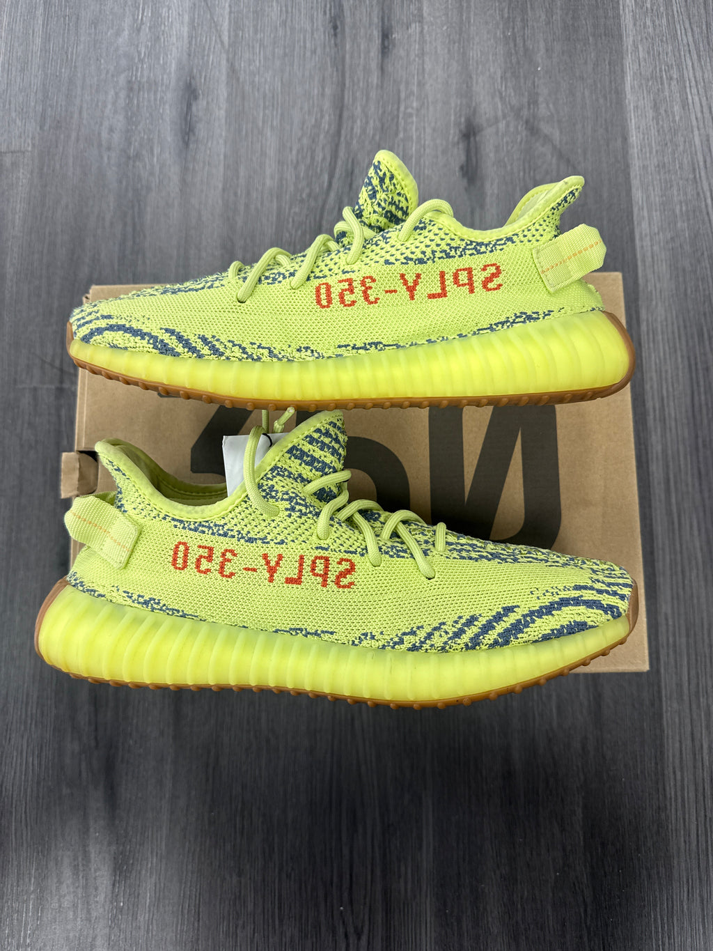 Yeezy 350 Semi Frozen - size 9.5