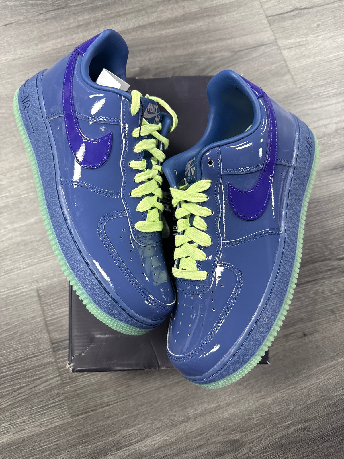 Nike Air Force 1 Mystic Navy - size 7.5