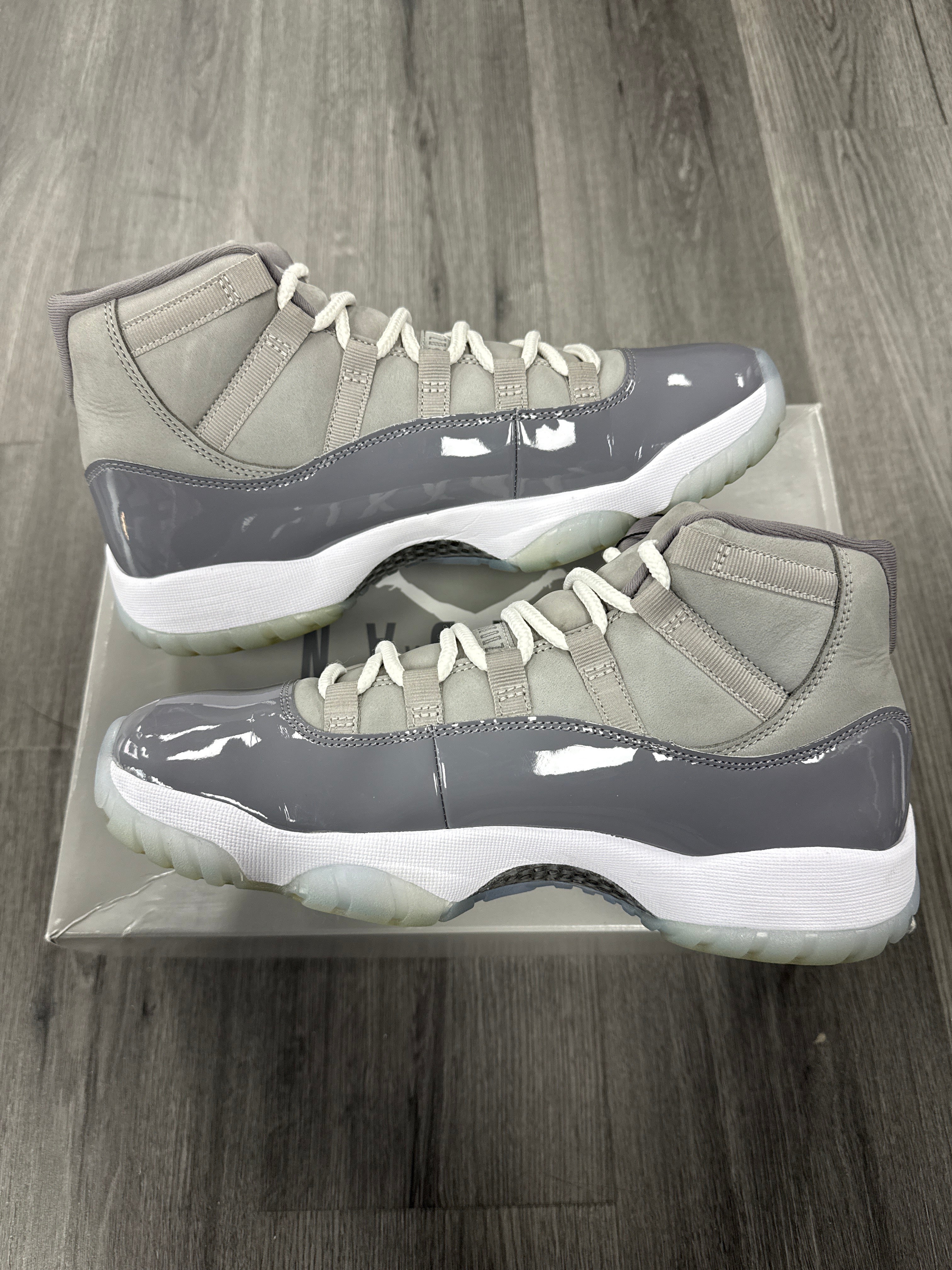 Jordan 11 Cool Grey - size 9.5