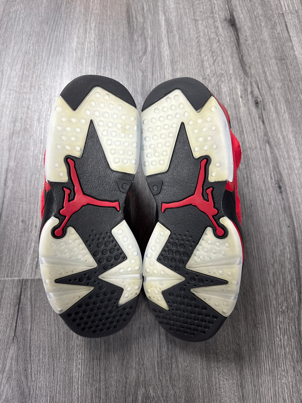 Jordan 6 Toro - size 8
