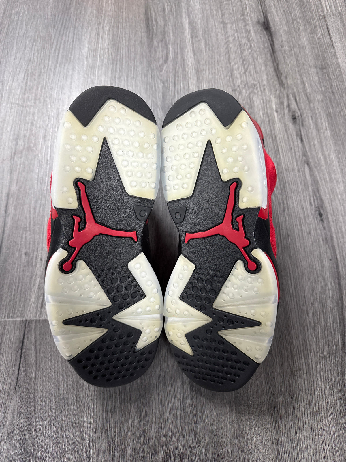 Jordan 6 Toro - size 8