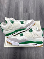 Jordan 4 SB Pine Green - size 9.5