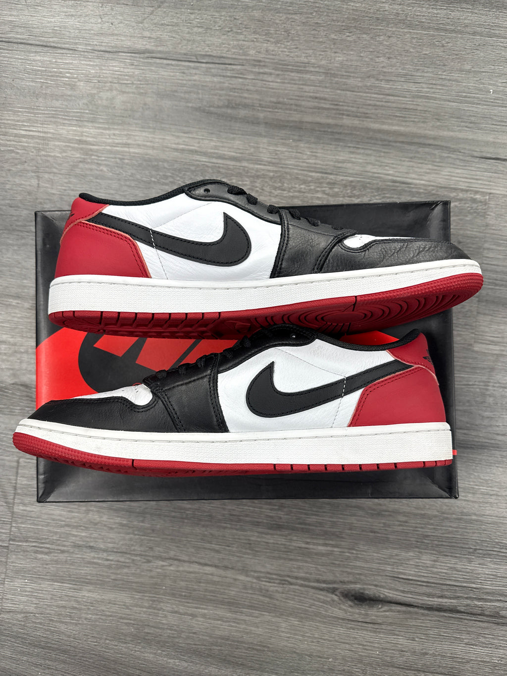 Jordan 1 Low Black Toe - size 13