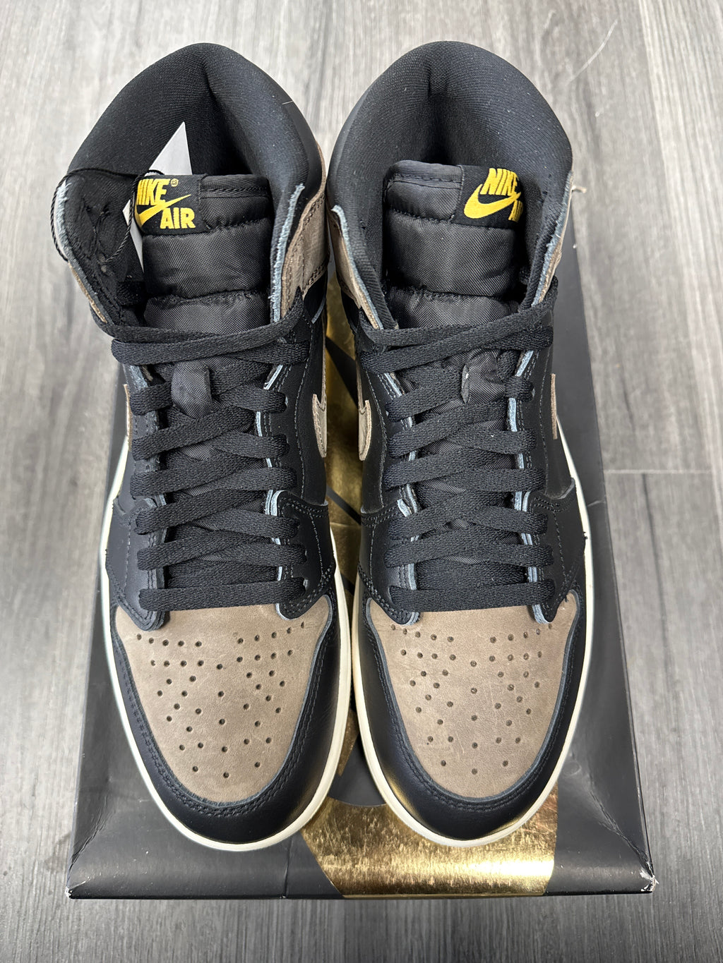 Jordan 1 Palomino - size 9.5