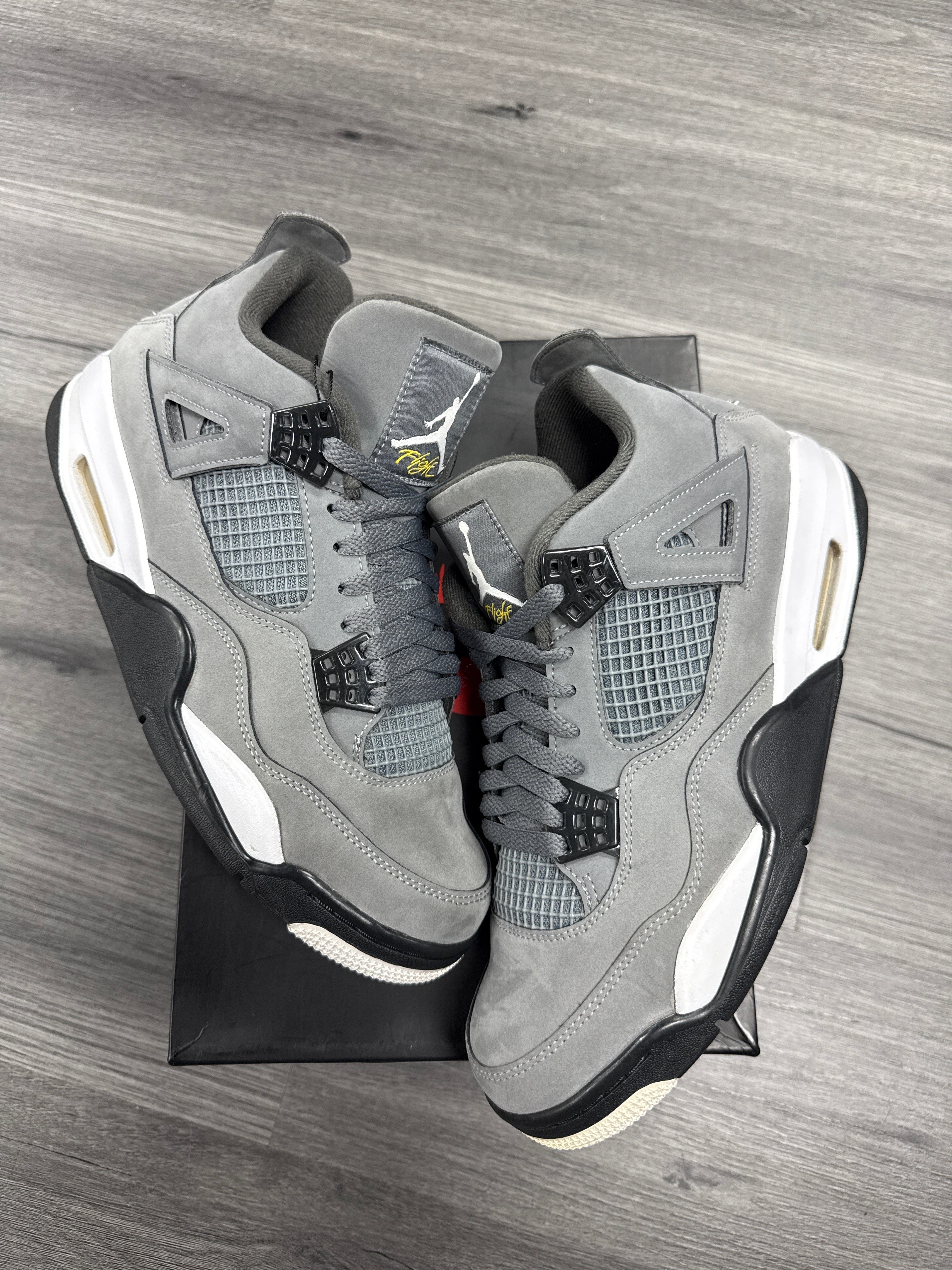 Jordan 4 Cool Grey - Size 9.5