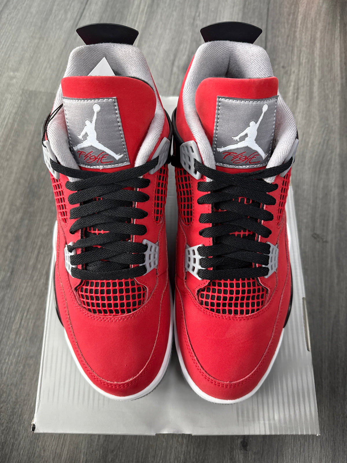 Jordan 4 Toro - size 10.5
