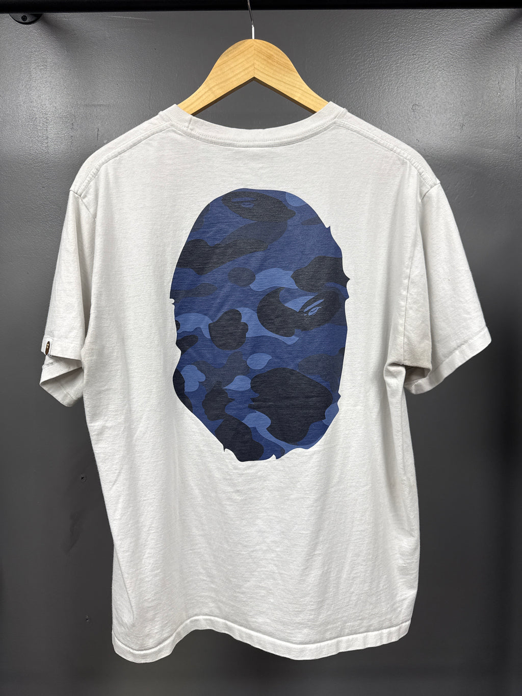 BAPE Camo Ape Head Tee White/Navy - size m