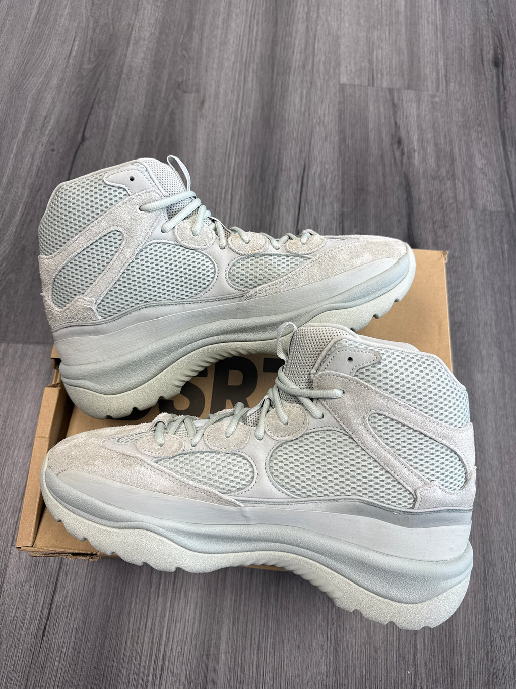 Yeezy DSRT Boot Salt - Size 13