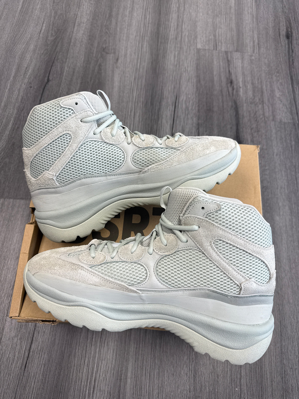 Yeezy DSRT Boot Salt - Size 13