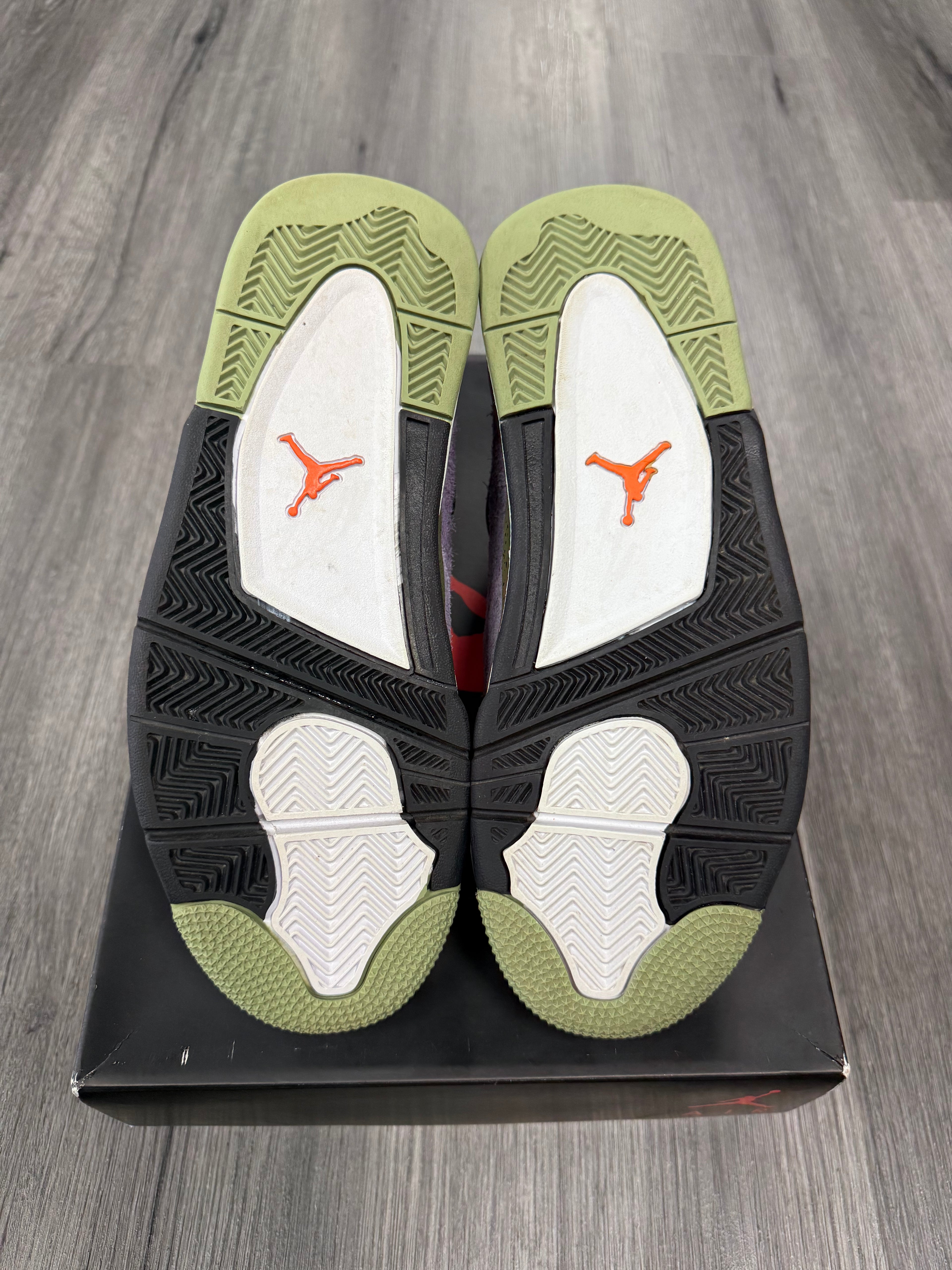 Jordan 4 Canyon Purple - size 7.5