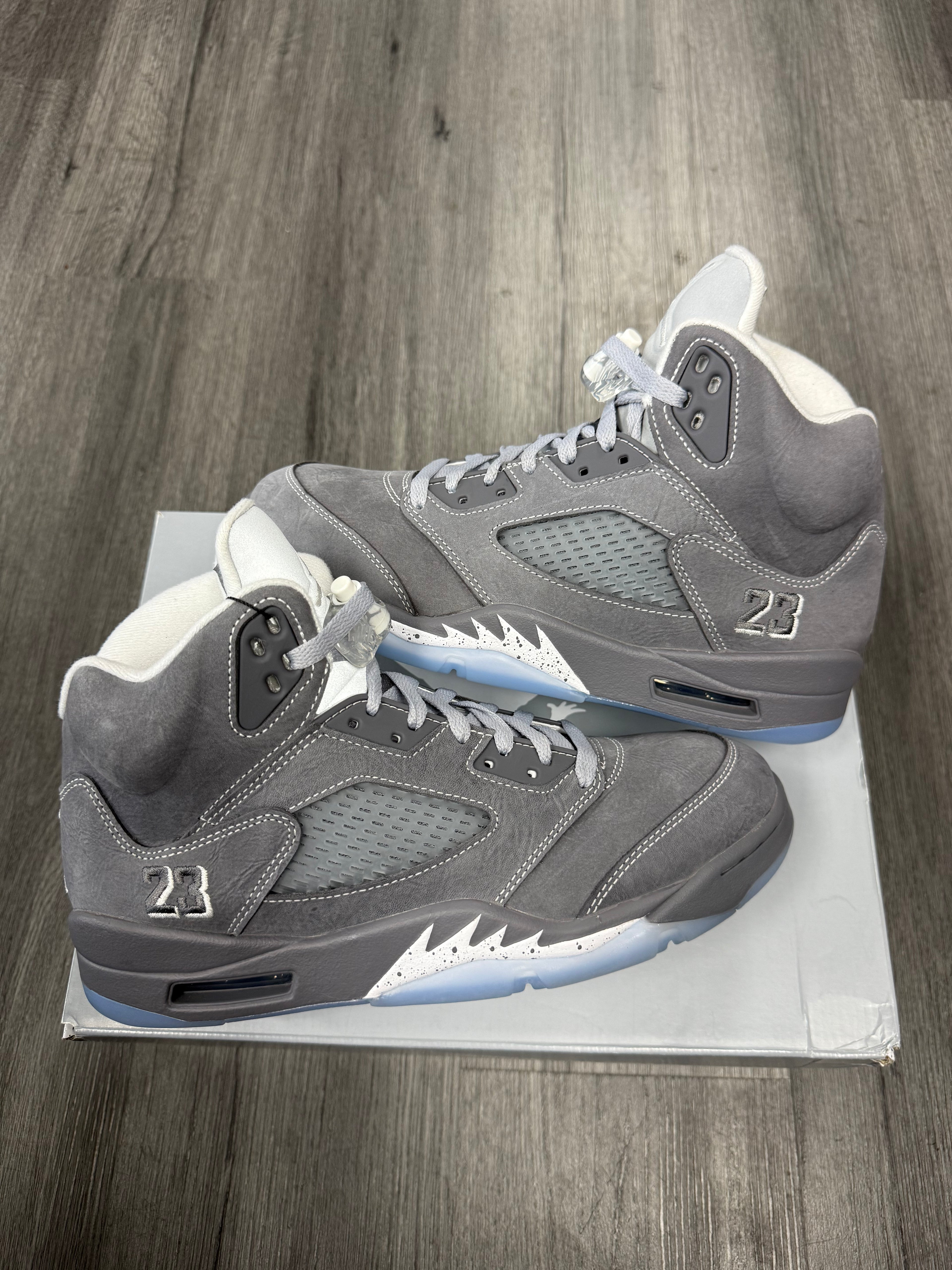 Jordan 5 Wolf Grey - size 8.5