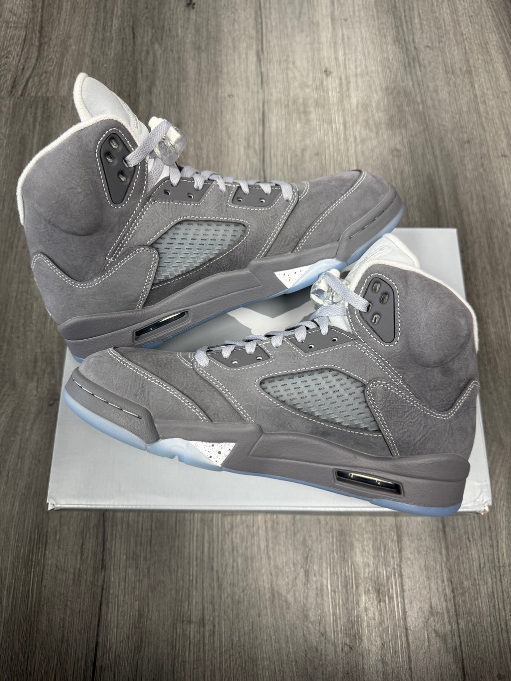 Jordan 5 Wolf Grey - size 8.5