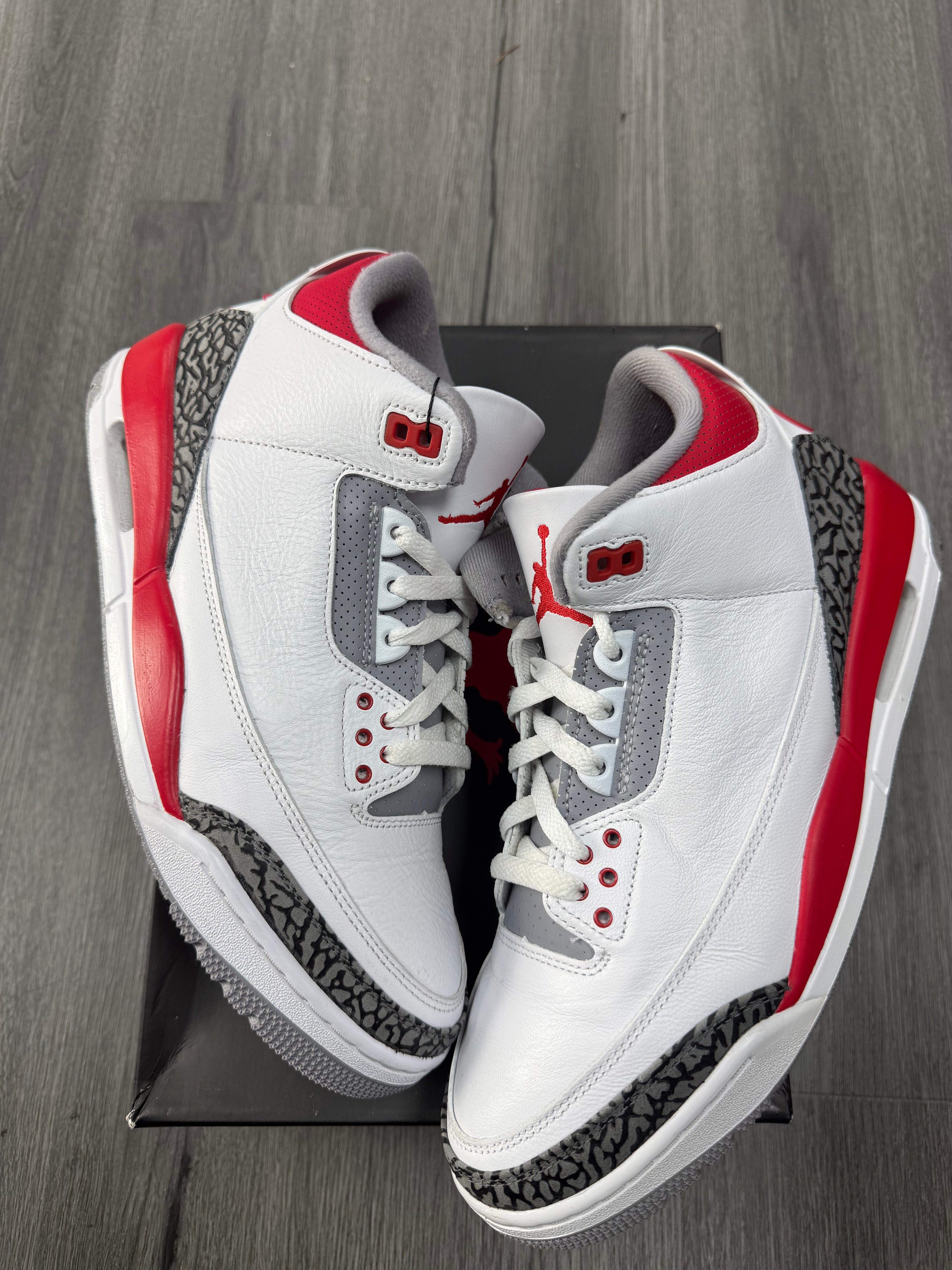 Jordan 3 Fire Red - size 10